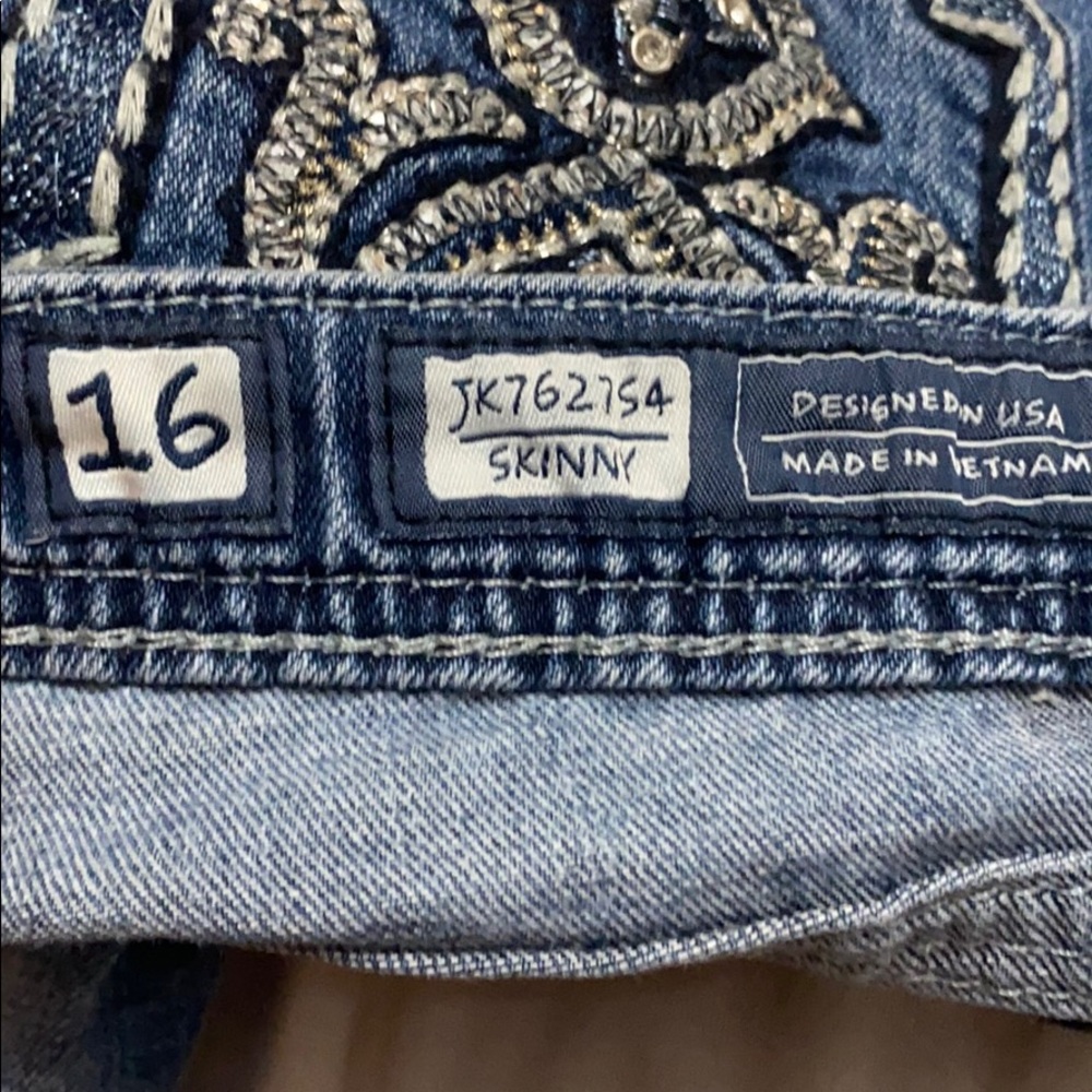 Jeans - Picture 4 of 5